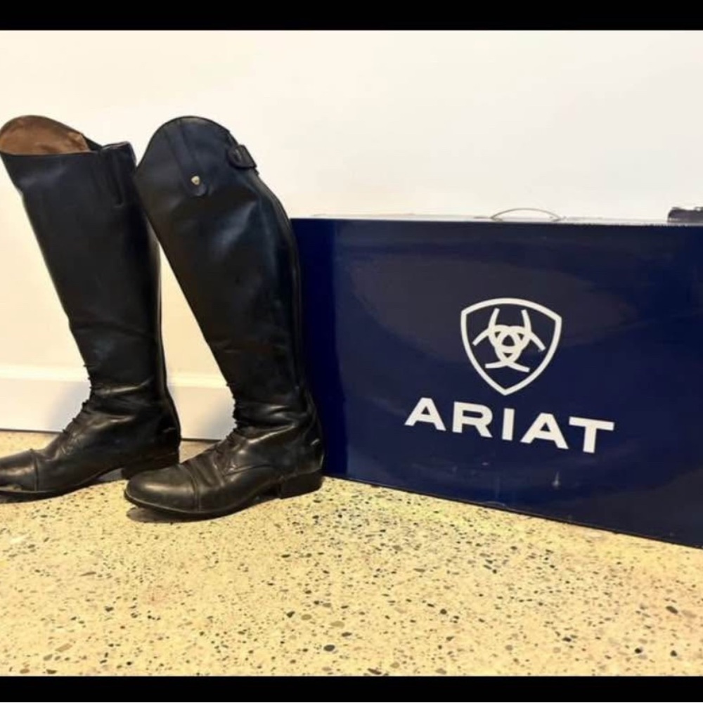Ariat Women's Black Heritage Contour II Field Zip Boots